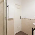 Borooms Πανσιόν